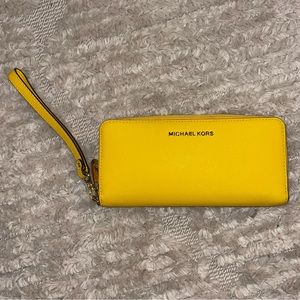 Michael Kors Sutton Yellow Wallet